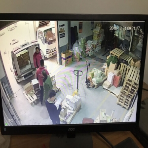 郑州弱电工程郑州弱电施工施工车牌识别使用微信扫描二维码分享朋