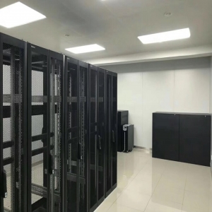 强电和弱电的区别：网上说什么的人都有，就是没有说正确答案的 